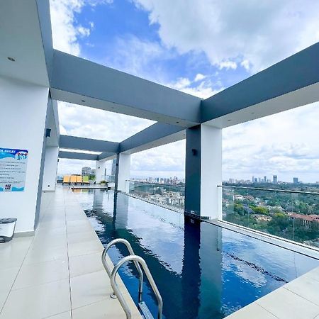 Escada Next Level Luxurious Home Nairobi Zewnętrze zdjęcie